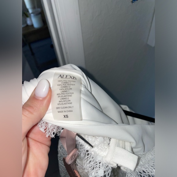 NWT Alexis Villanelle Dress - Picture 11 of 14